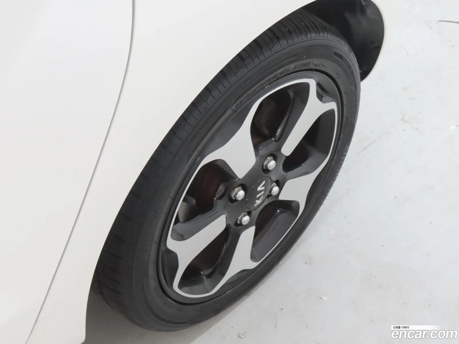 Kia Ray 2013 — 19