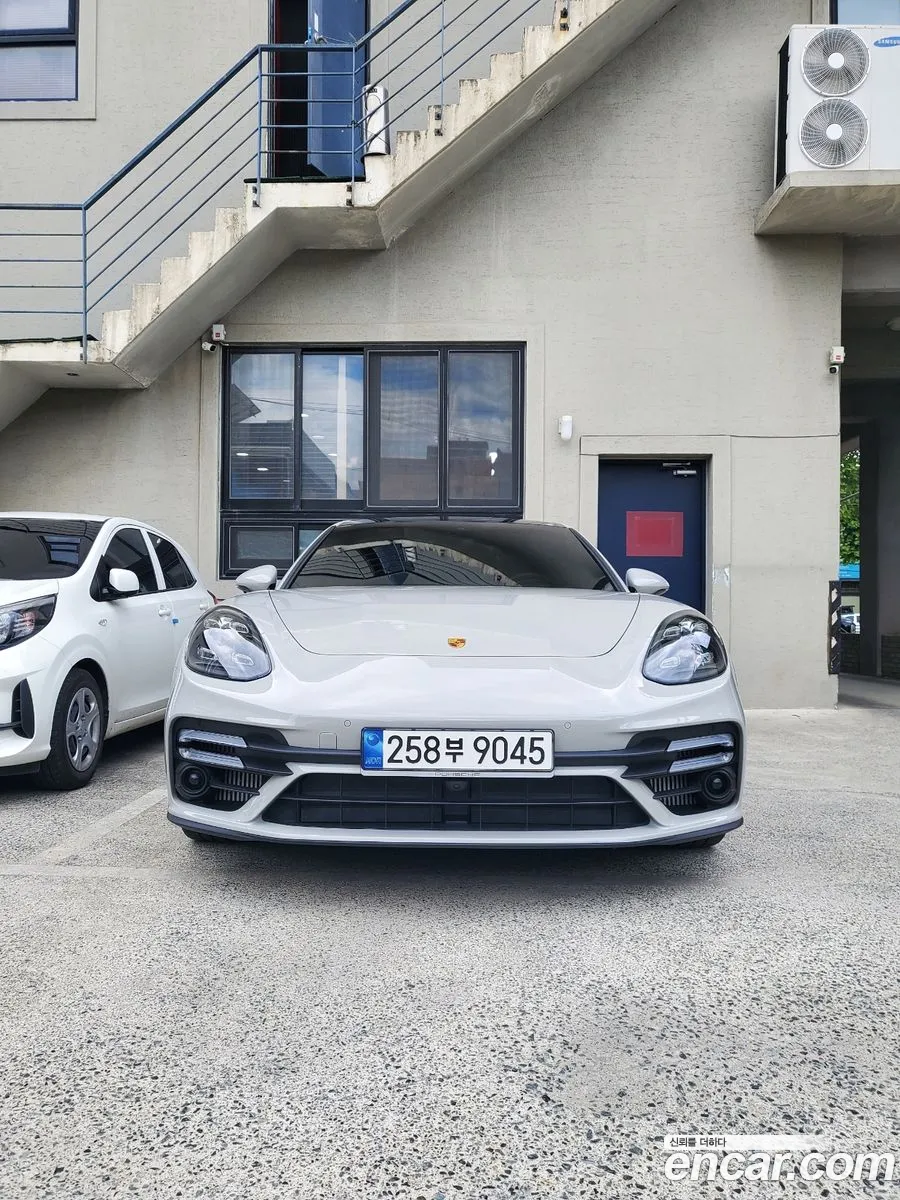 Porsche Panamera 2021 — 3