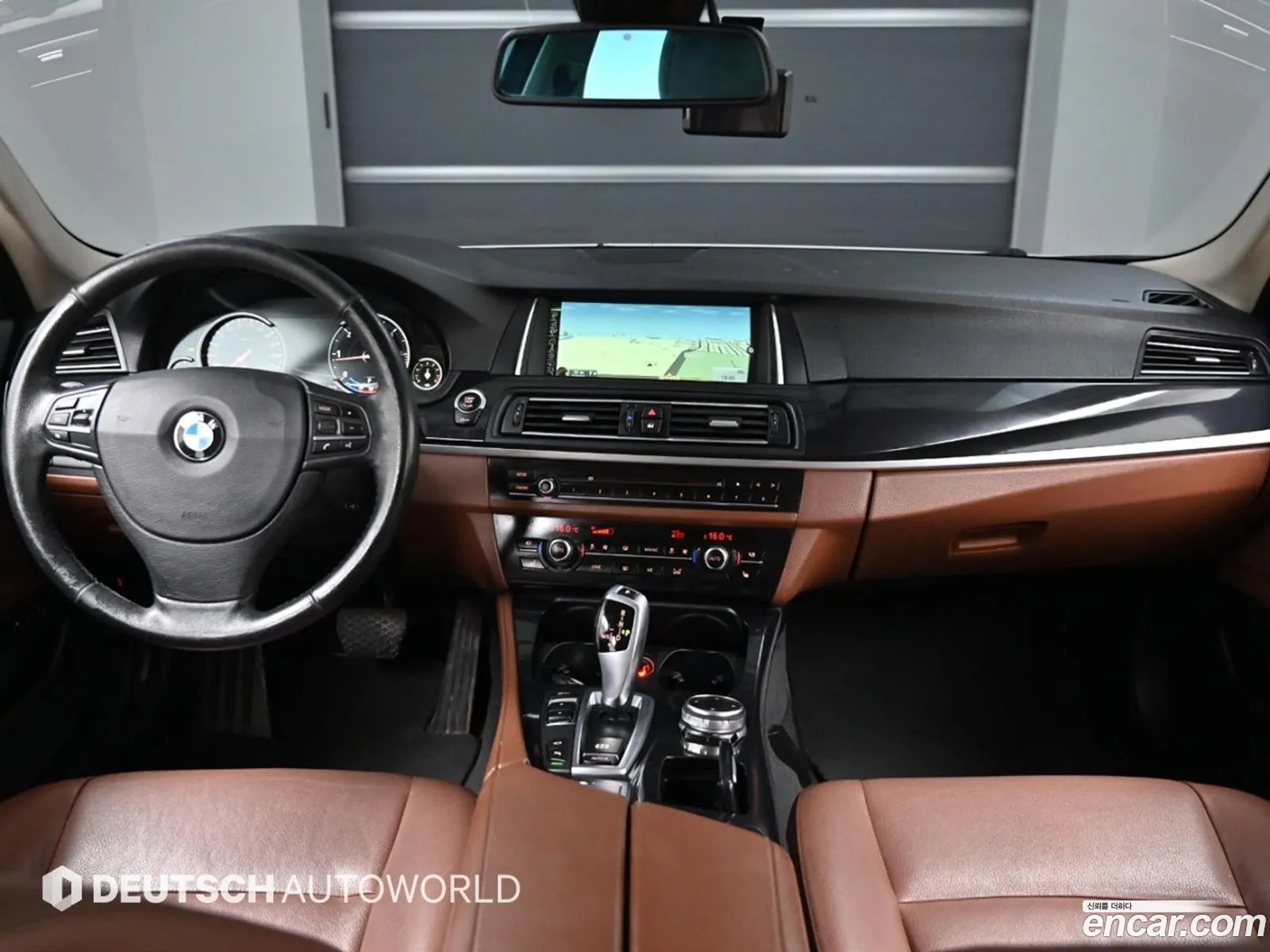 BMW 5 Series 2016 — 17