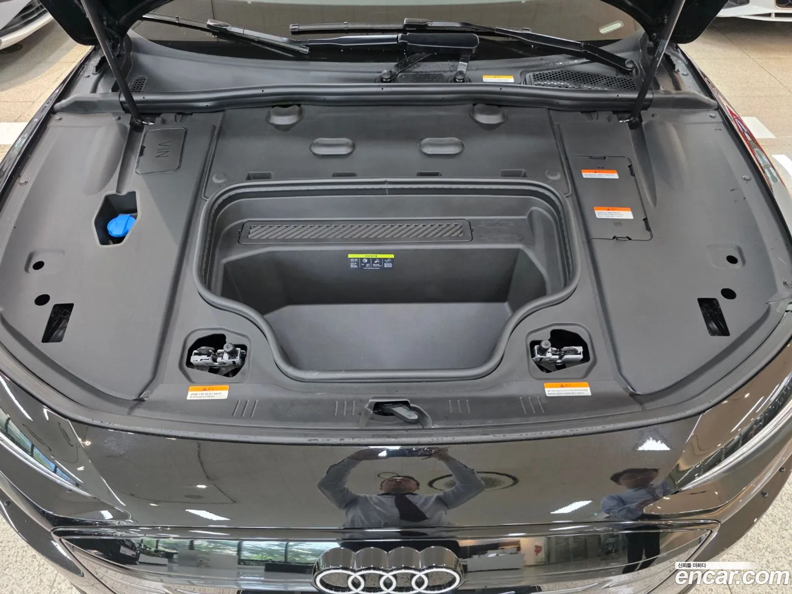 Audi A6 e-tron 2025 — 18