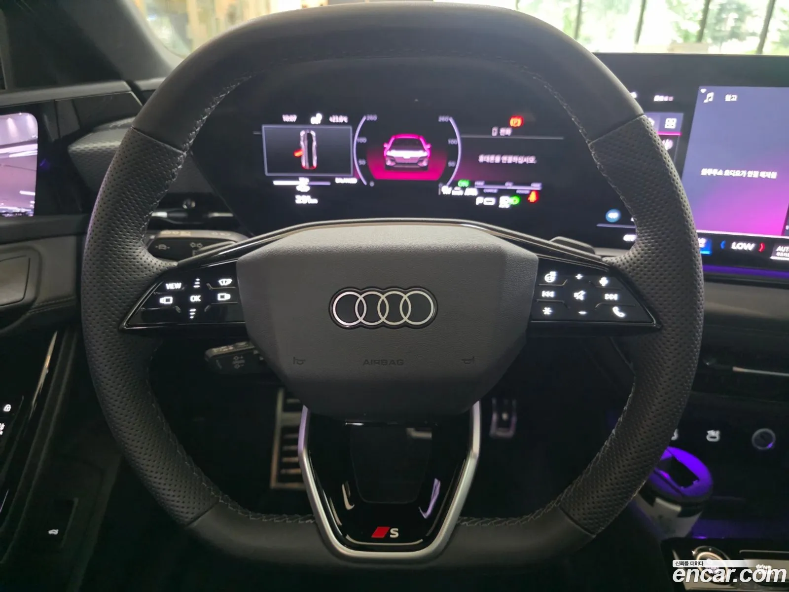 Audi A6 e-tron 2025 — 12