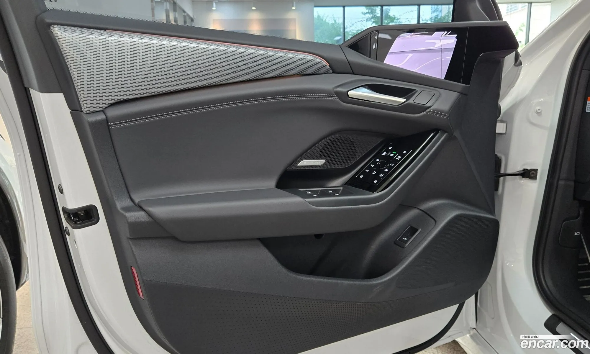 Audi A6 e-tron 2025 — 6