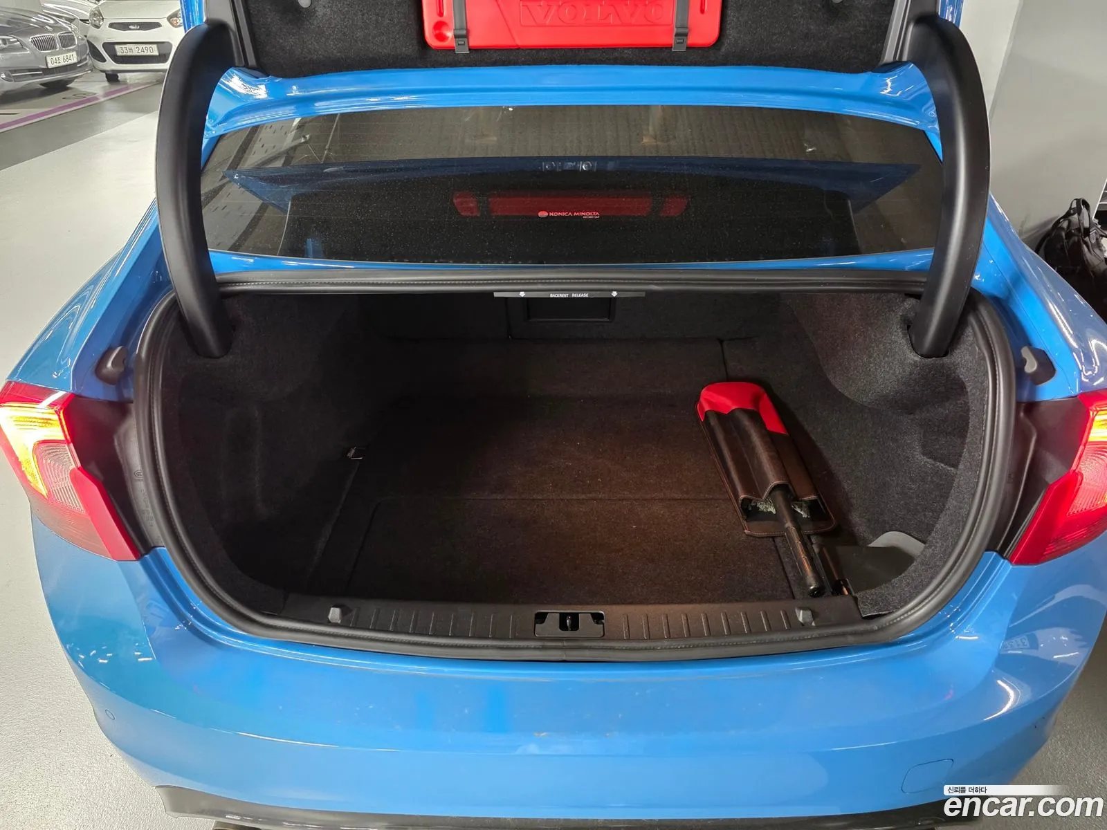 Volvo S60 2017 — 13