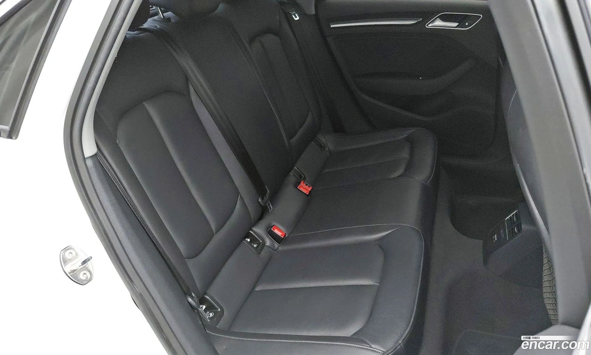 Audi A3 2018 — 12
