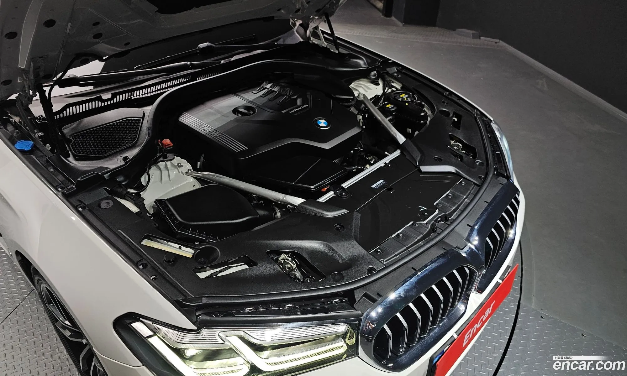 BMW 5 Series 2021 — 15