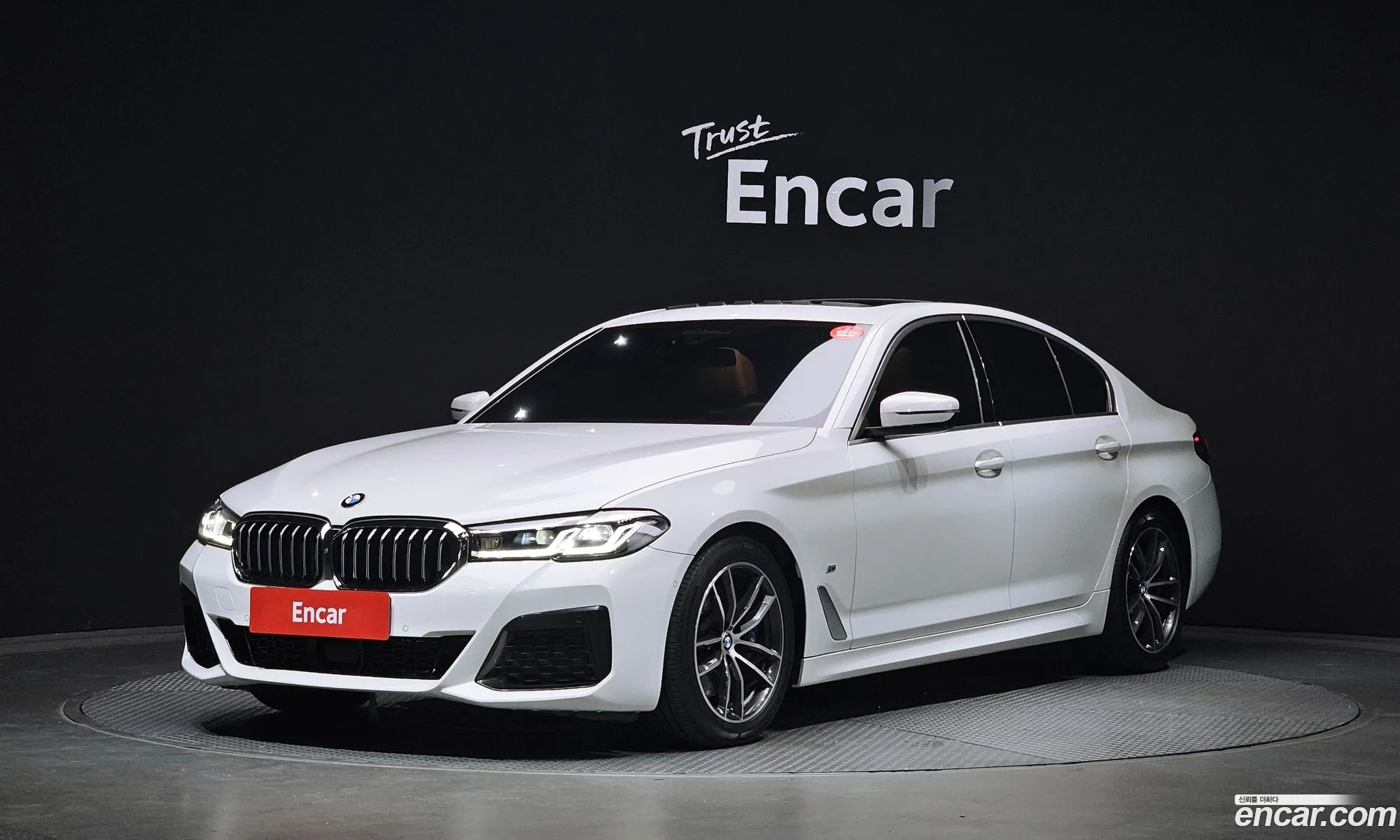 BMW 5 Series 2021 — 16