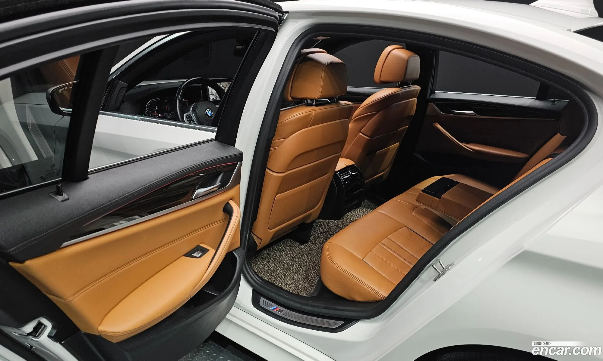 BMW 5 Series 2021 — 9