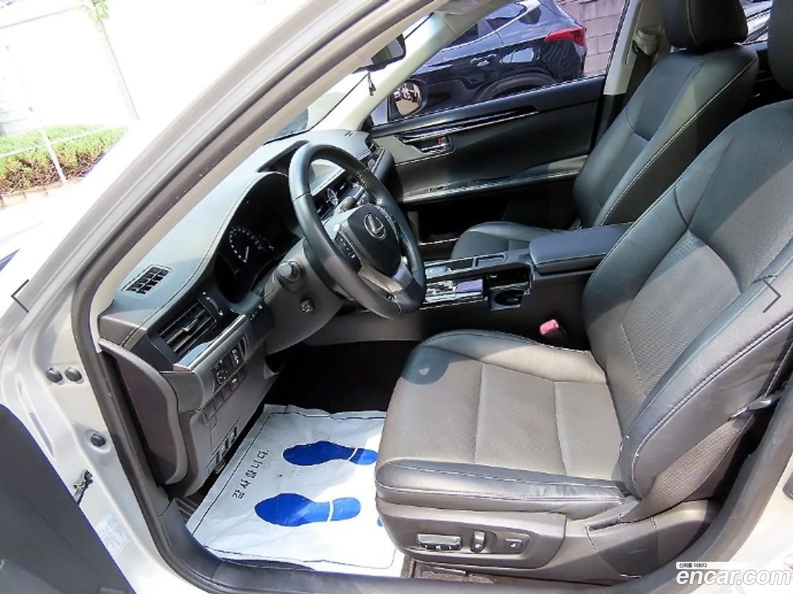 Lexus ES300h 2014 — 8