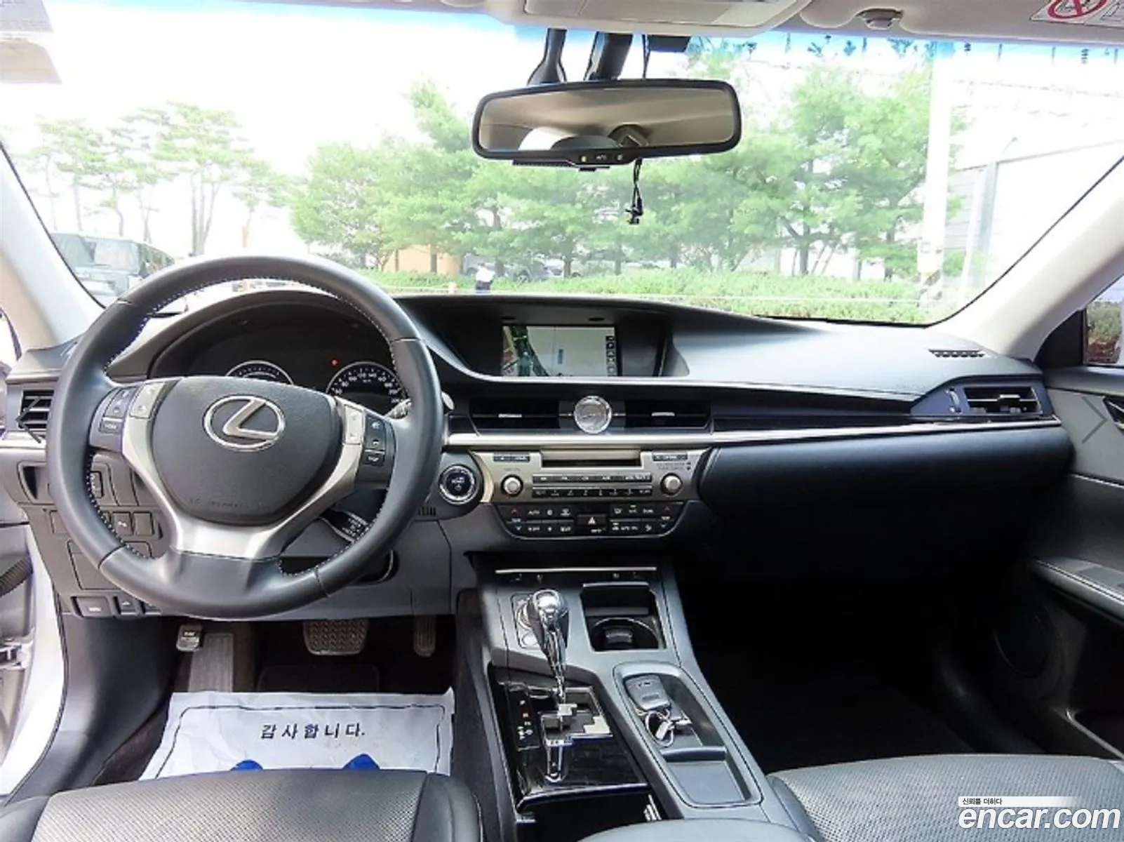 Lexus ES300h 2014 — 6