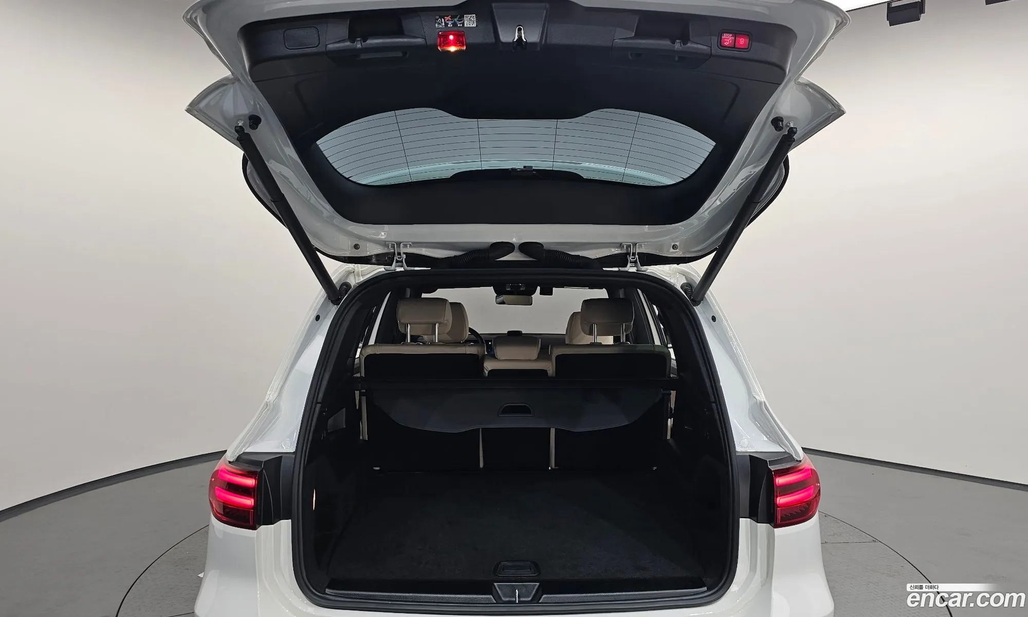 Mercedes-Benz GLB-Class X247 2024 — 9