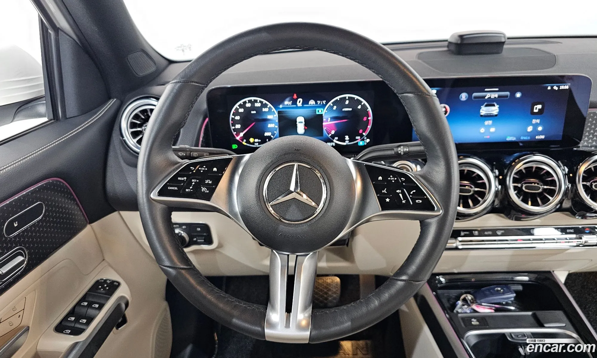 Mercedes-Benz GLB-Class X247 2024 — 22