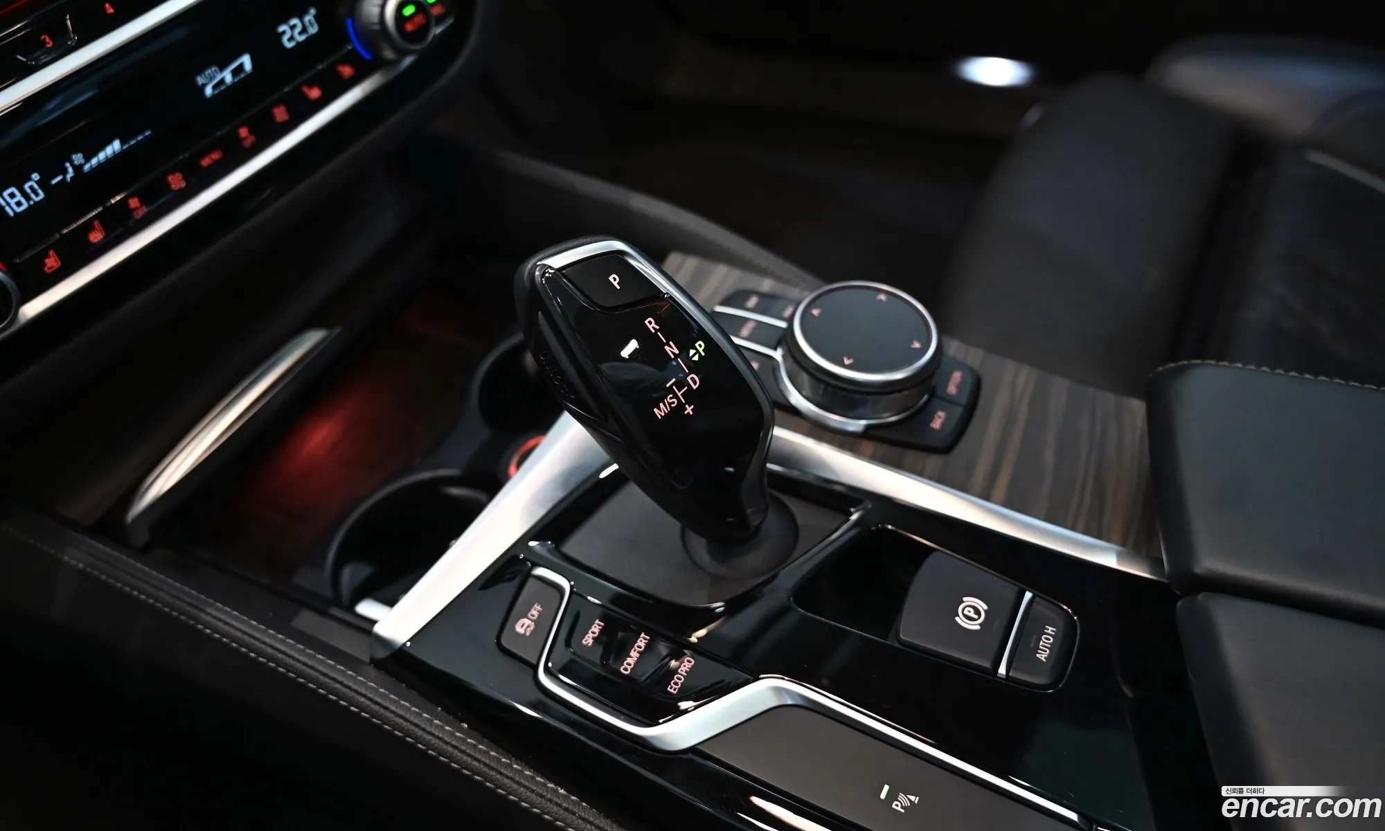 BMW 5 Series 2019 — 16