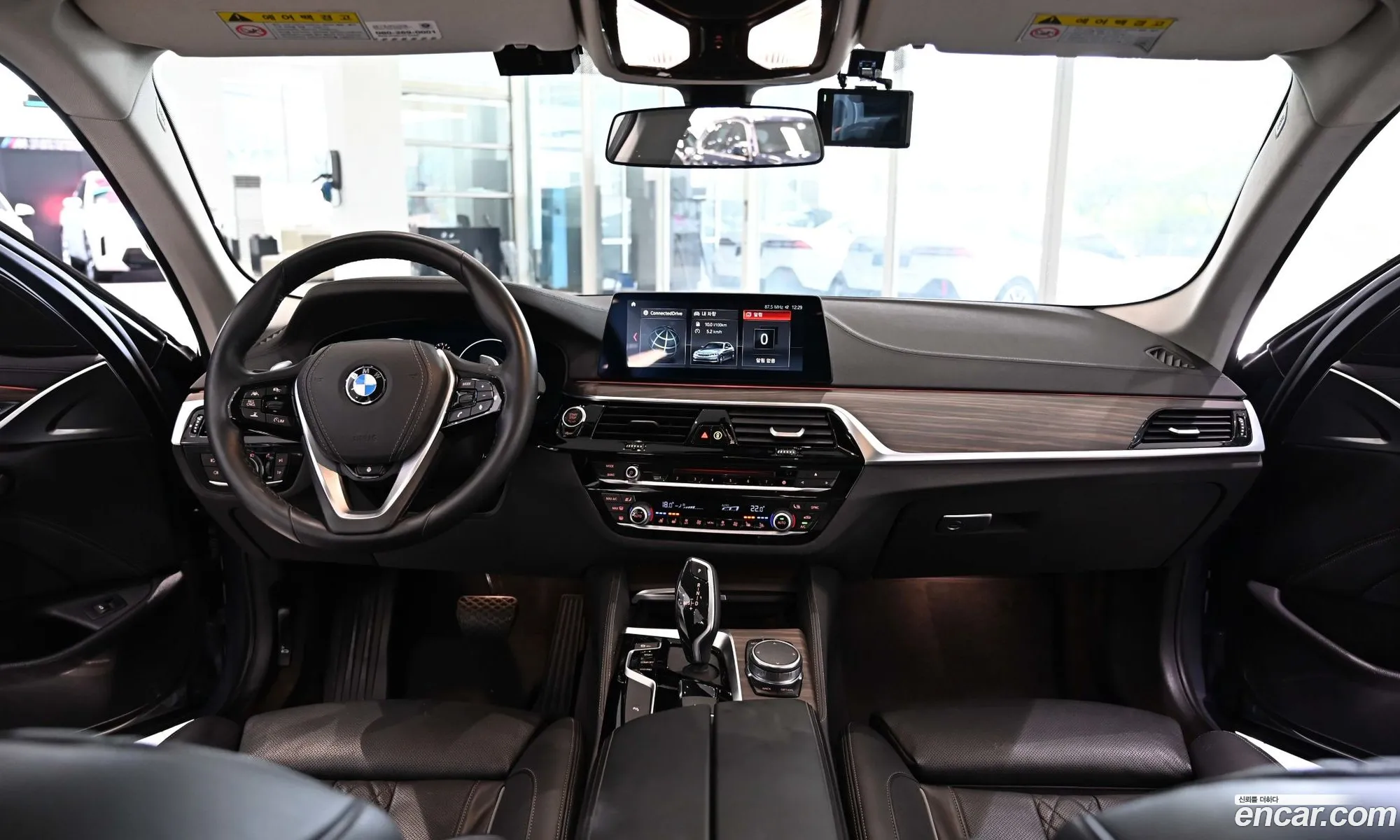 BMW 5 Series 2019 — 19