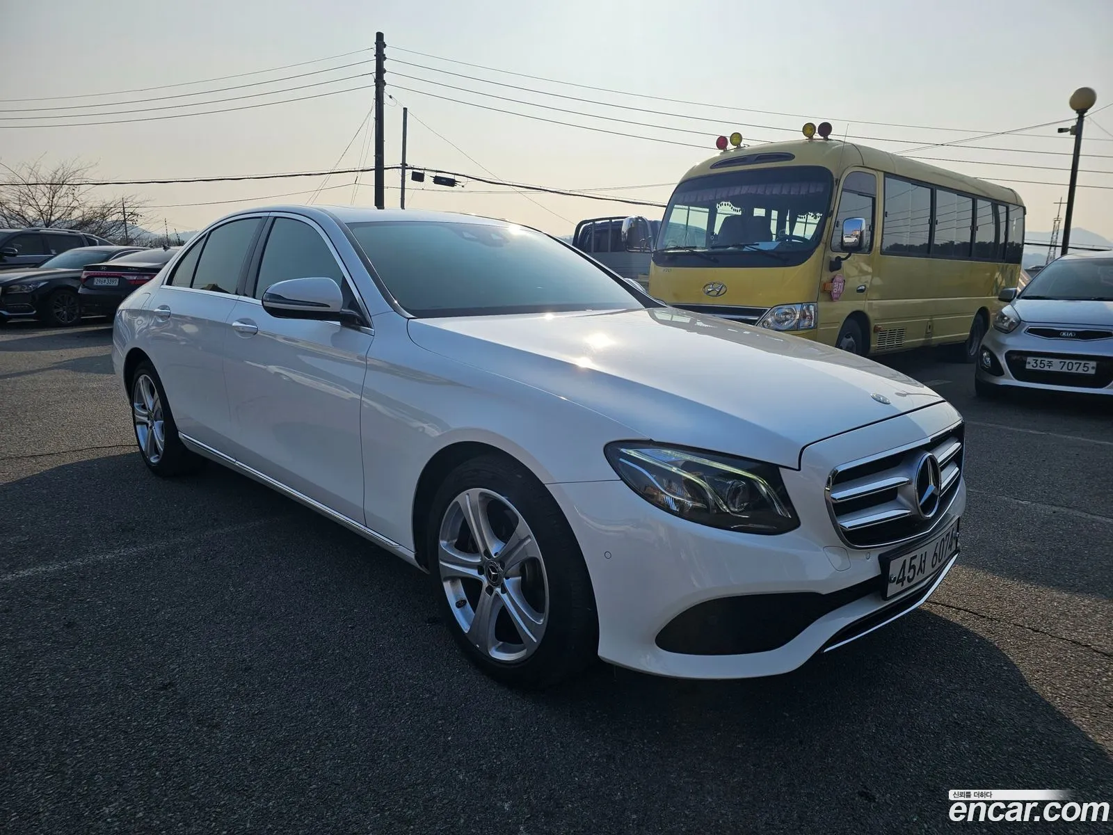 Mercedes-Benz E-Class W213 2018 — 17