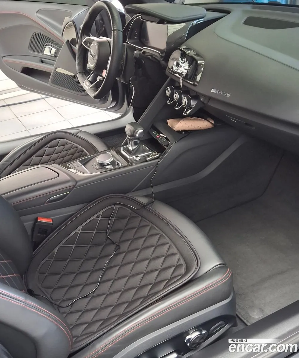 Audi R8 2021 — 6