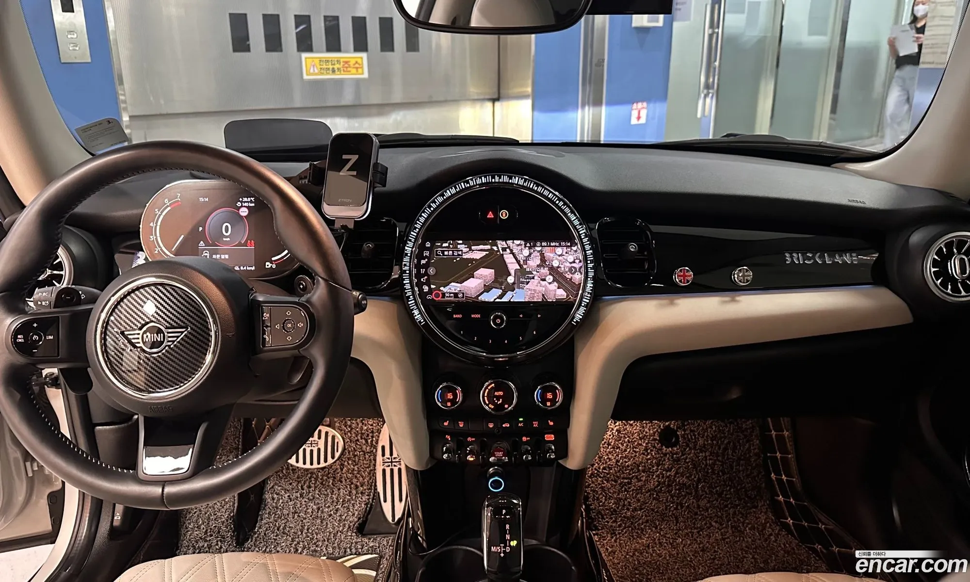 Mini Cooper S 2022 — 19
