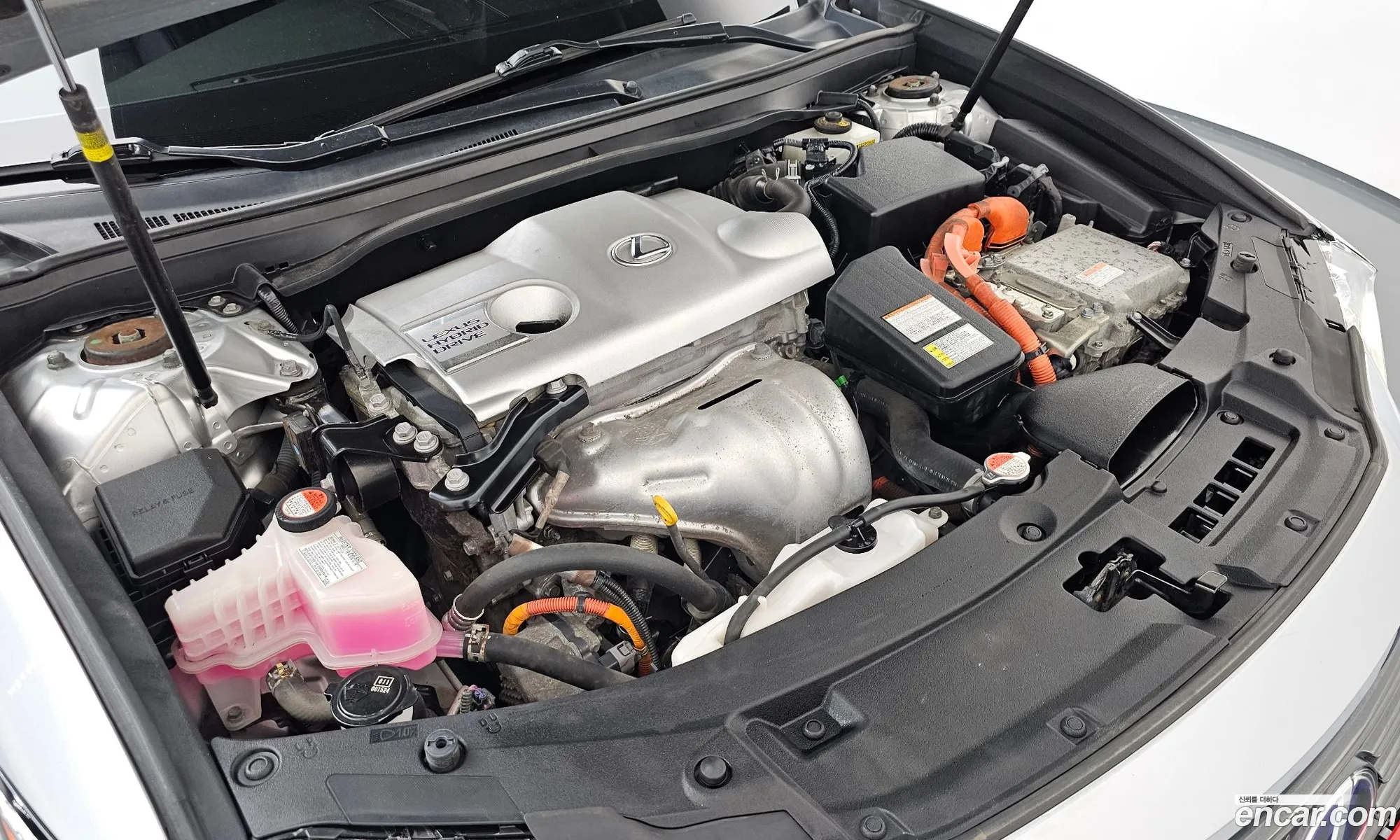 Lexus ES300h 2015 — 20