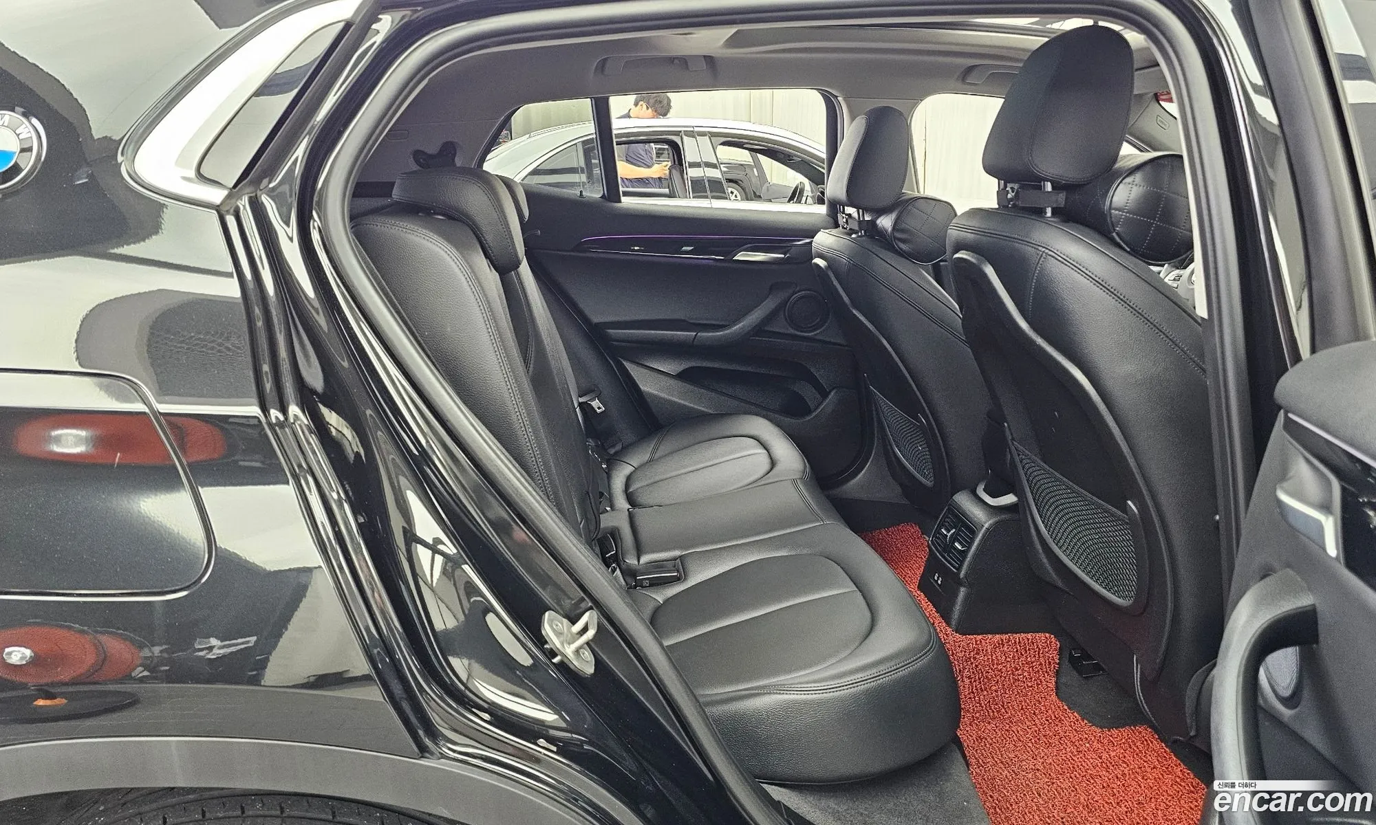 BMW X2 2022 WBA11DF05N5U94024 — 11