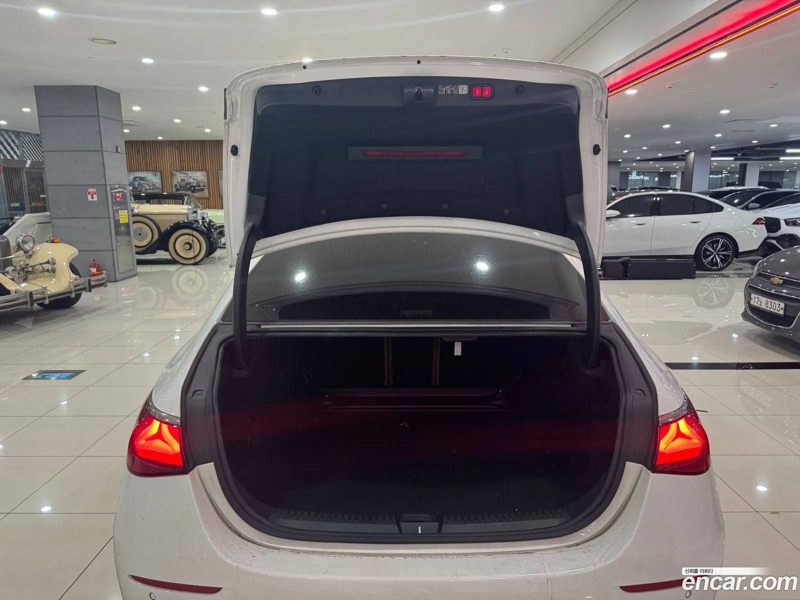 Mercedes-Benz E-Class W214 2024 — 3