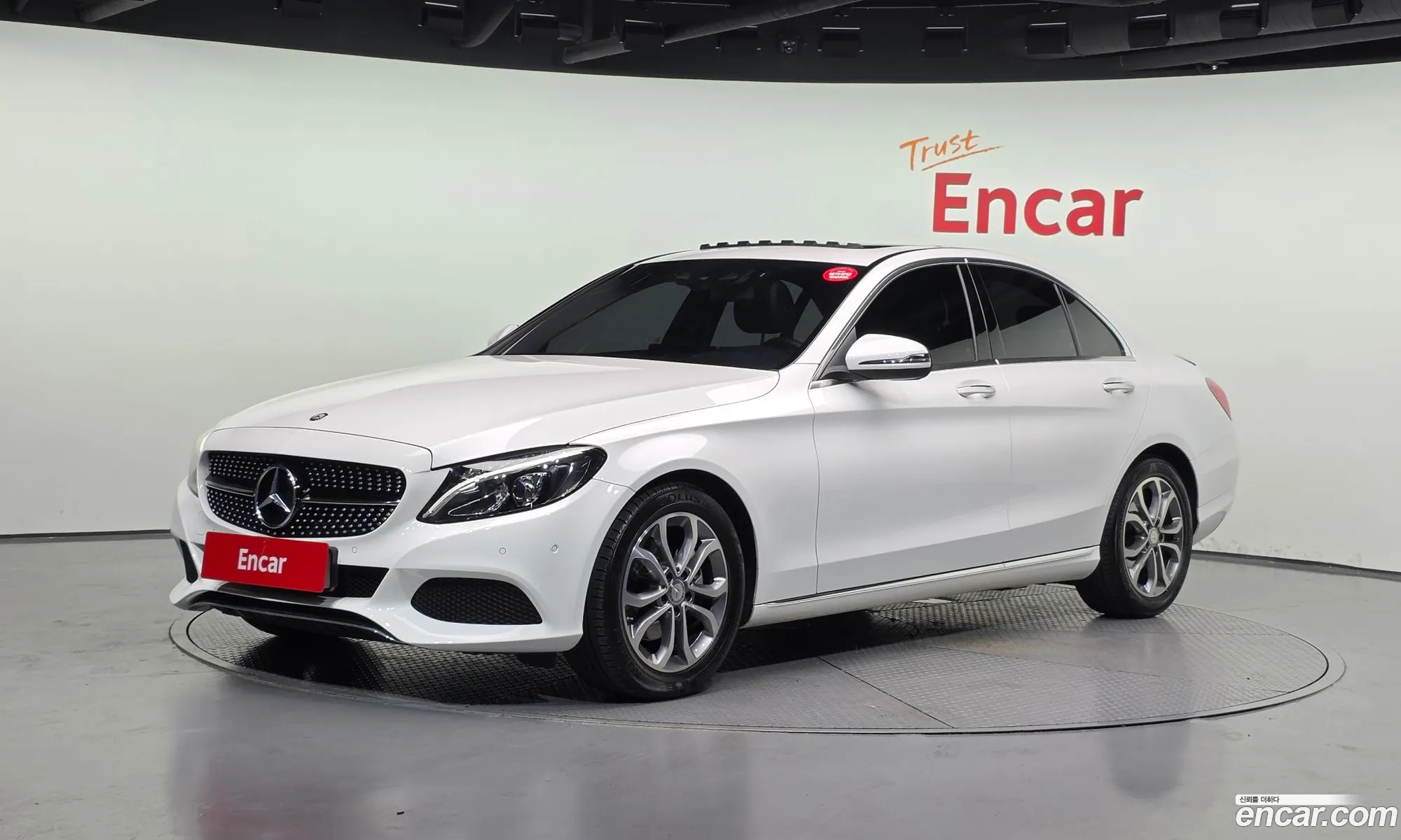Mercedes-Benz C-Class W205 2017 — 17