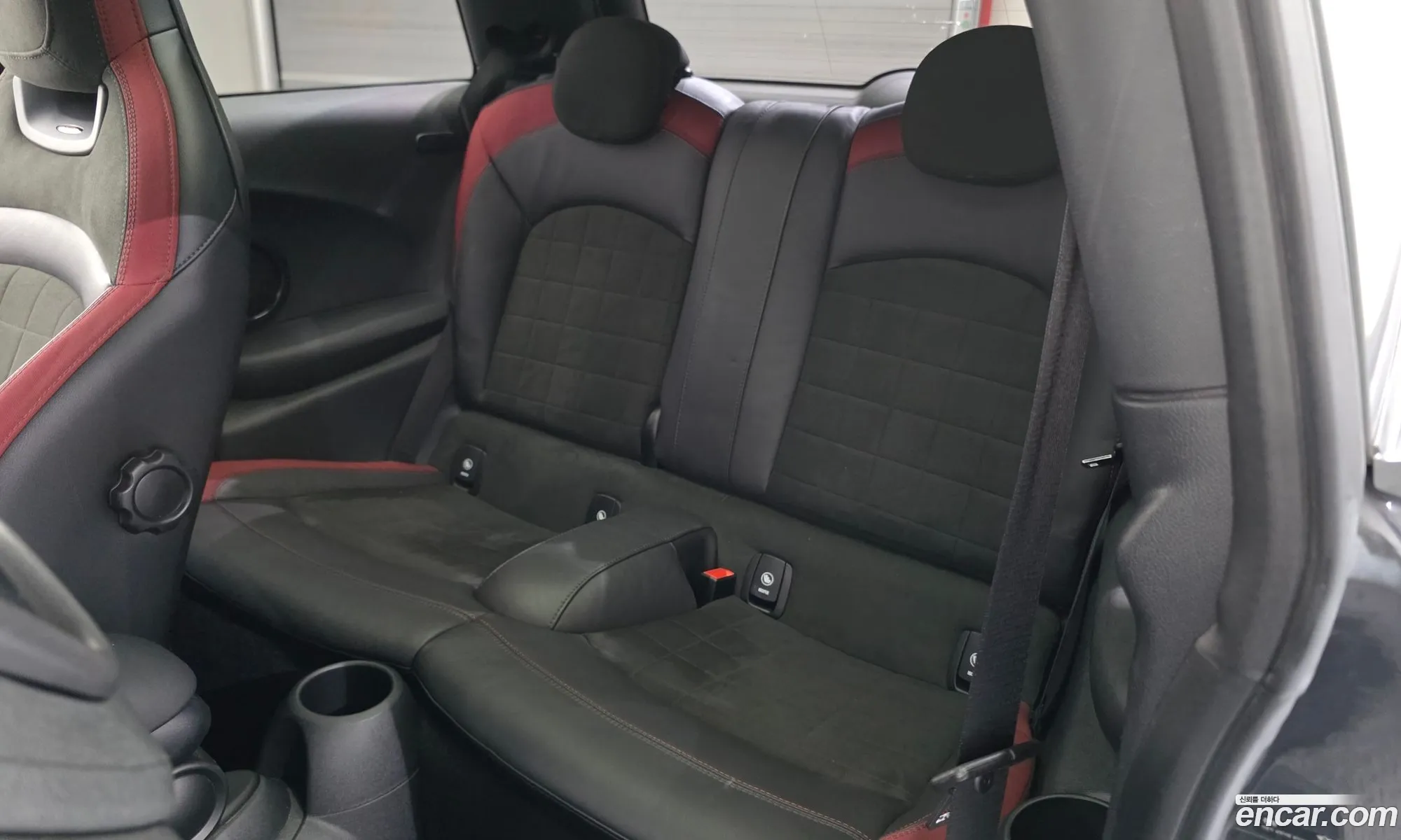 Mini Cooper S 2018 WMWXM9109J2H04645 — 23