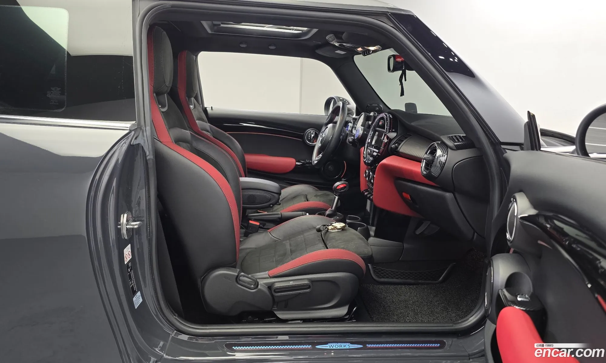 Mini Cooper S 2018 WMWXM9109J2H04645 — 24