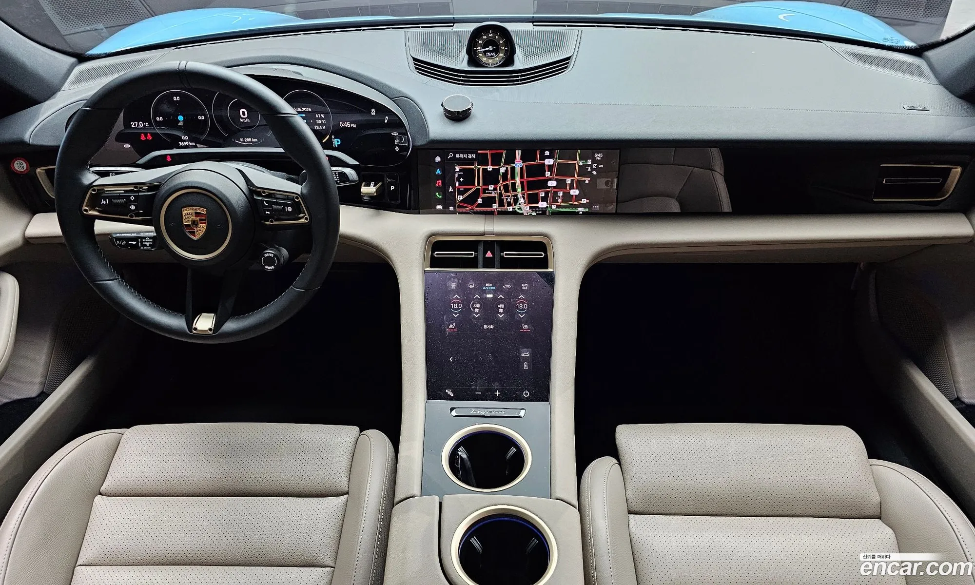 Porsche Taycan 2023 — 4
