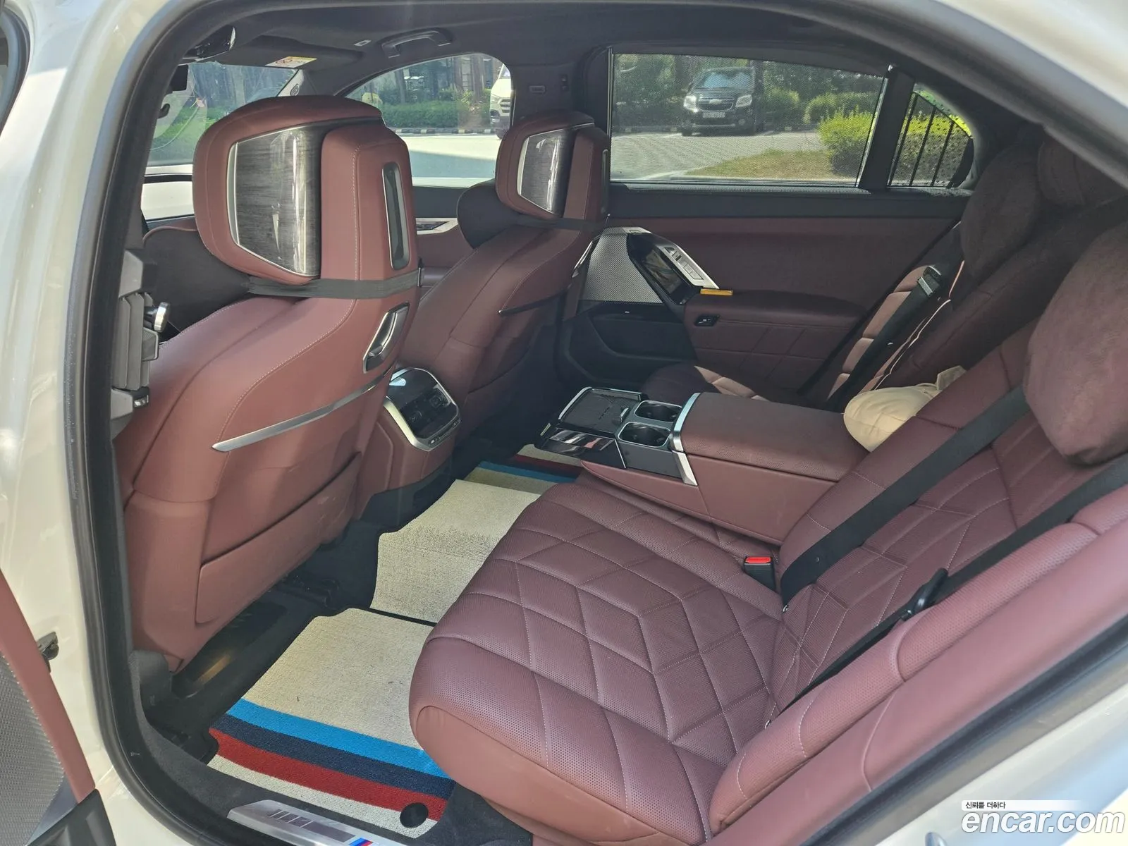 BMW 7 Series 2024 — 19