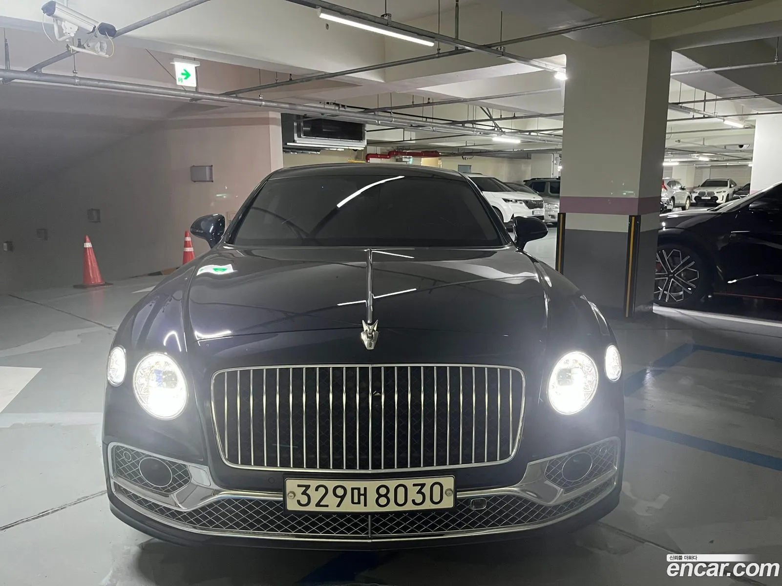 Bentley Flying Spur 2022 — 4