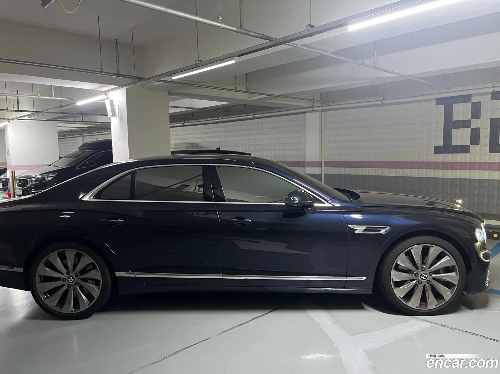 Bentley Flying Spur 2022 — 5