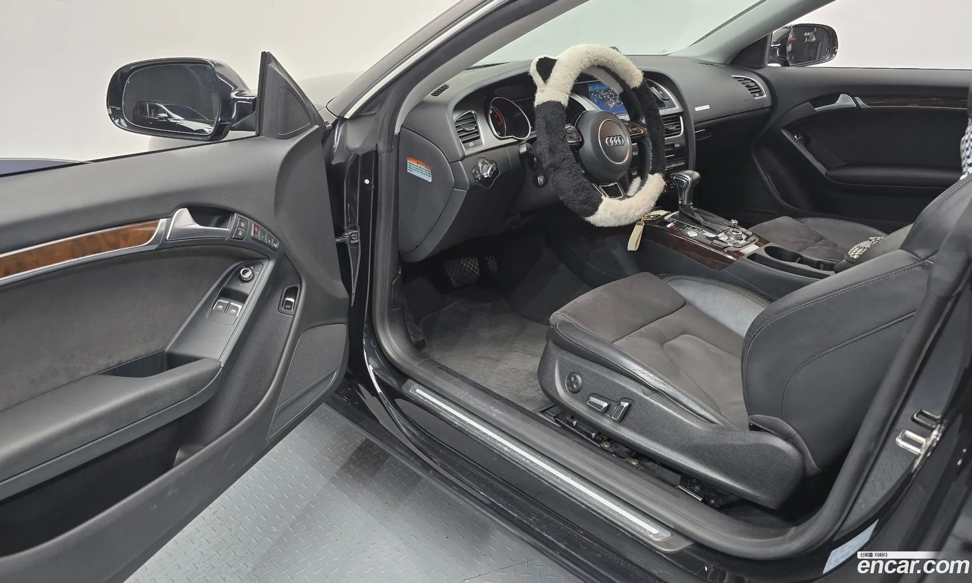 Audi A5 2013 WAUZZZ8T8DA039433 — 2