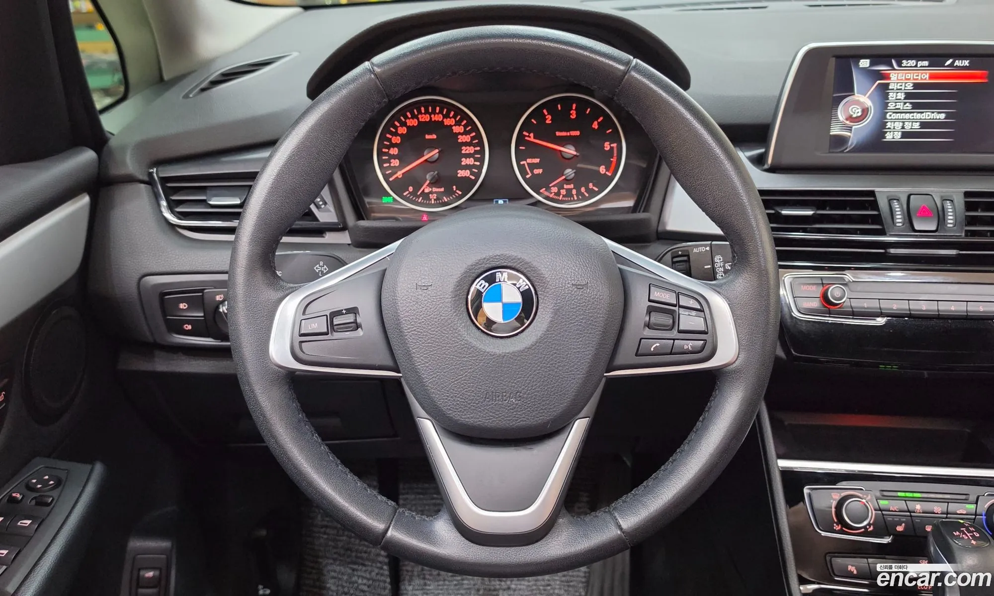 BMW 2 Series Active Tourer 2015 — 16