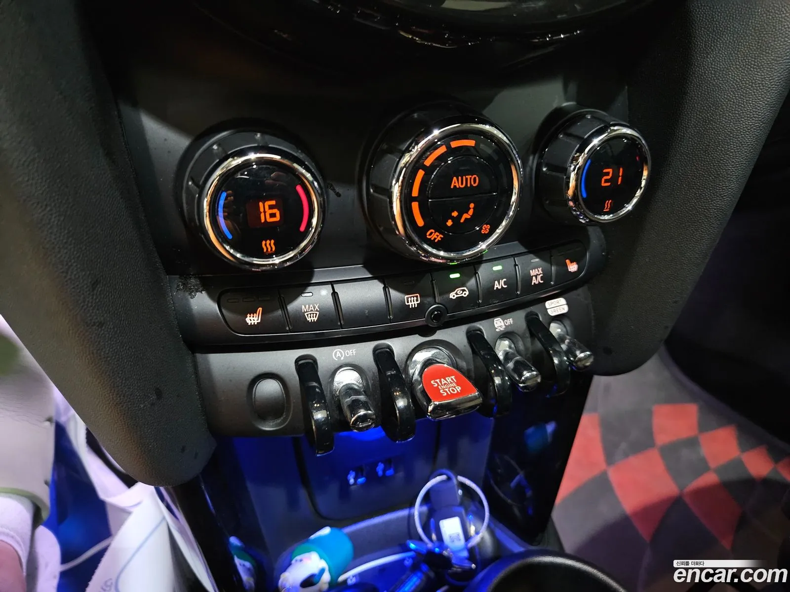 Mini Cooper 2020 — 11