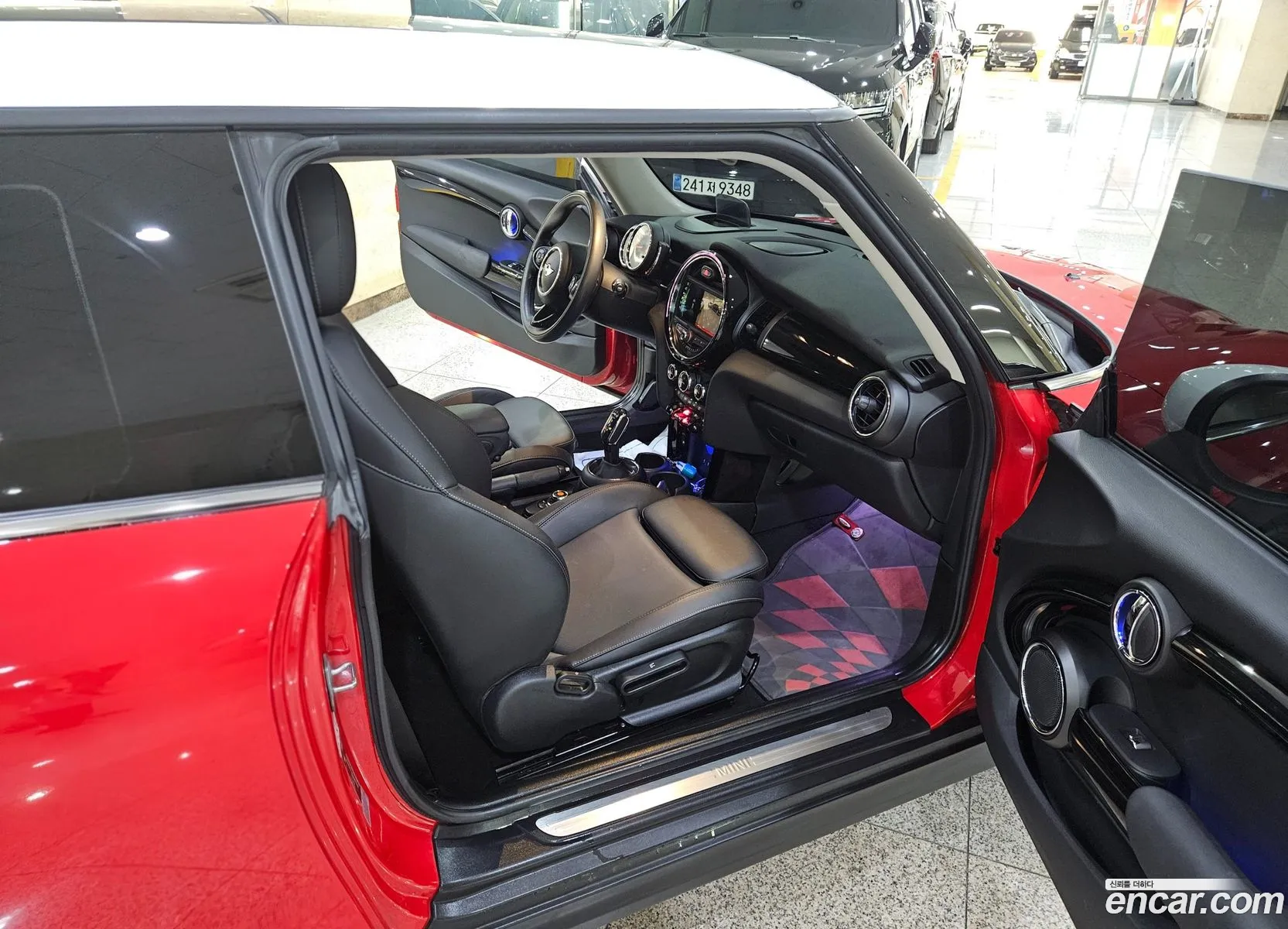 Mini Cooper 2020 — 3