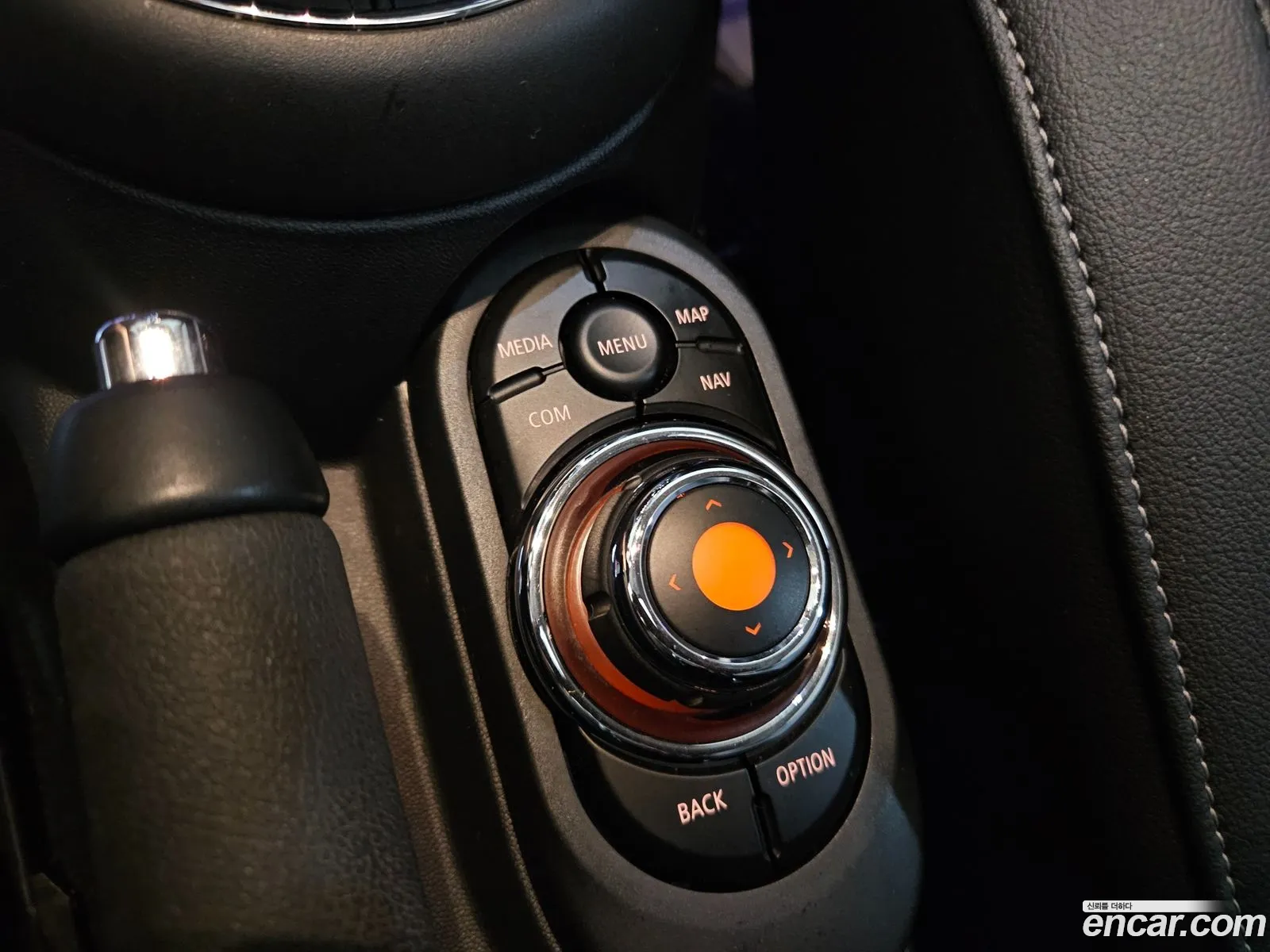Mini Cooper 2020 — 10