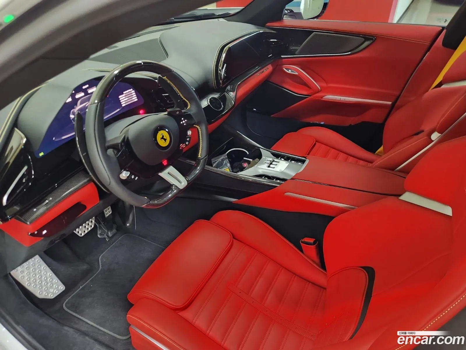 Ferrari Purosangue 2024 — 8