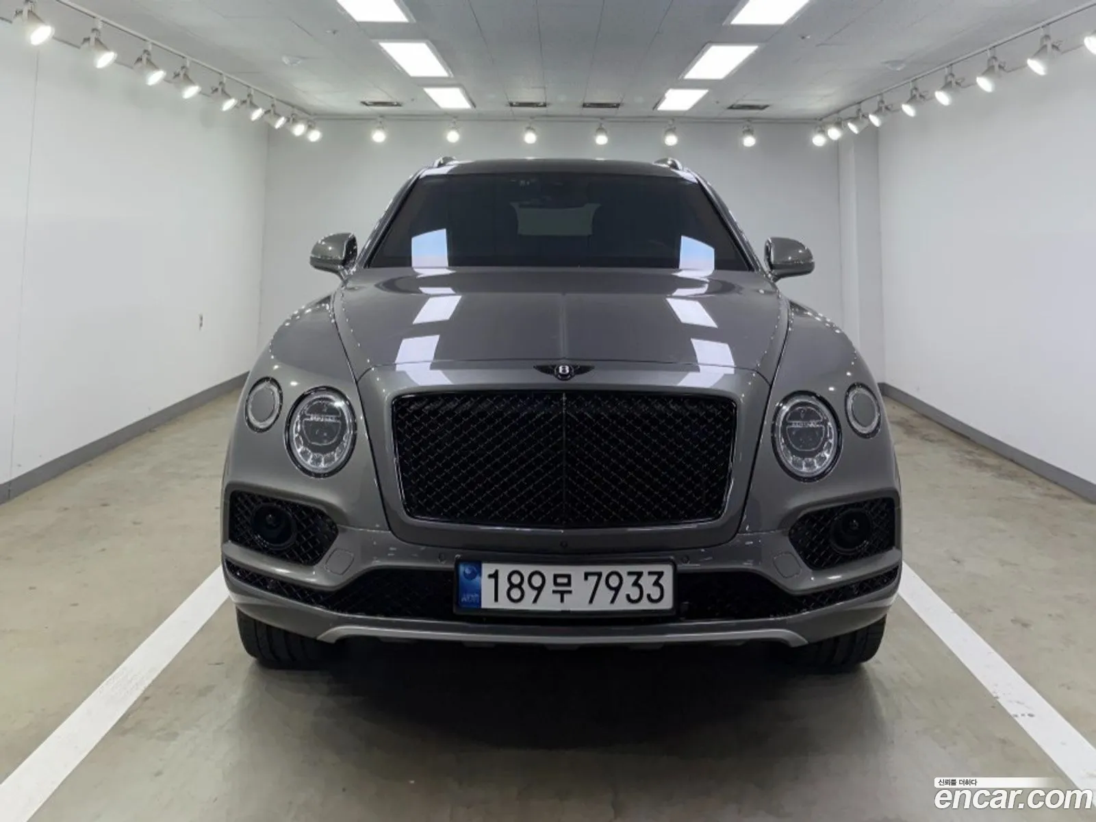 Bentley Bentayga 2017 — 19