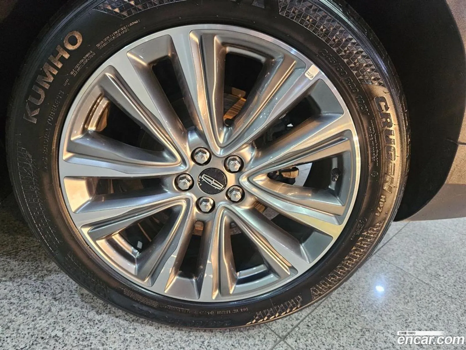 Lincoln MKX 2016 — 20