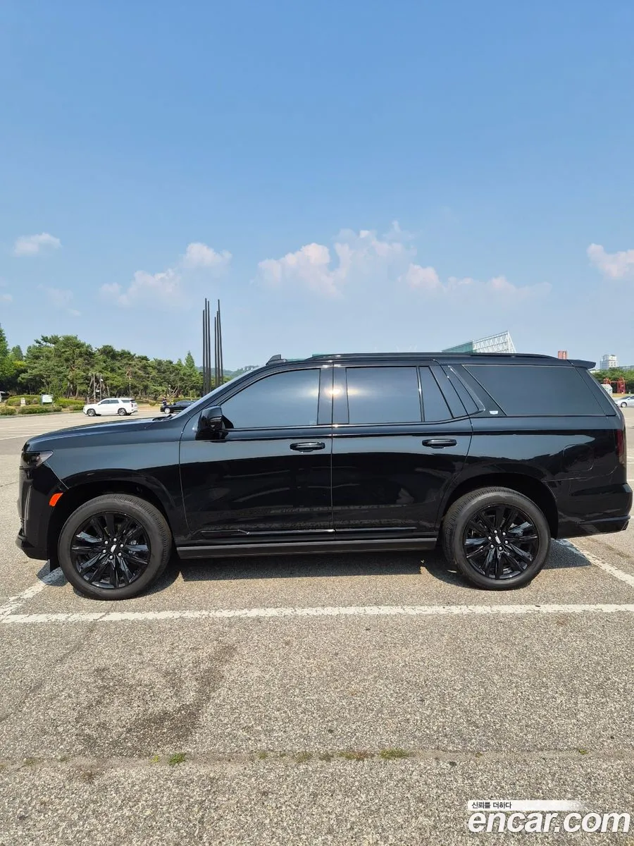 Cadillac Escalade 2022 — 10