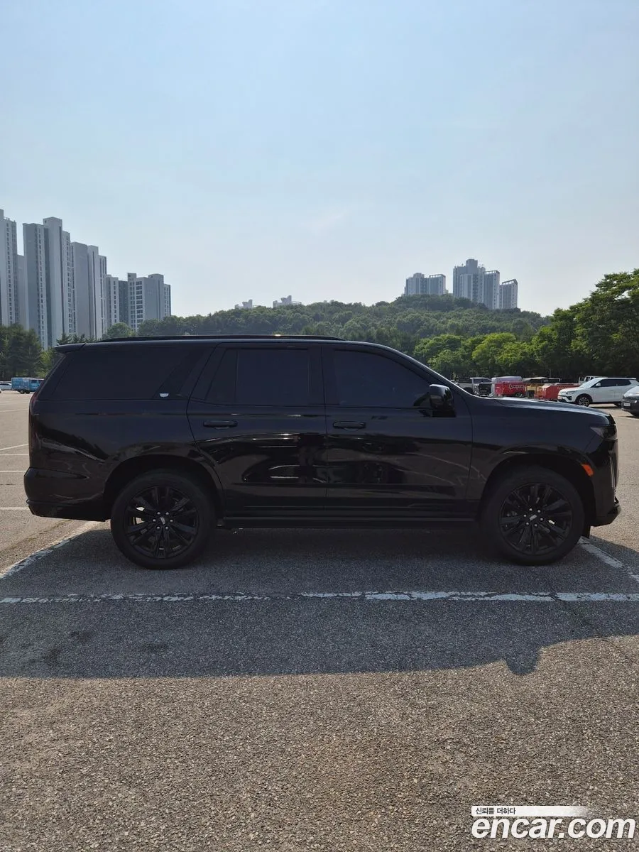 Cadillac Escalade 2022 — 4