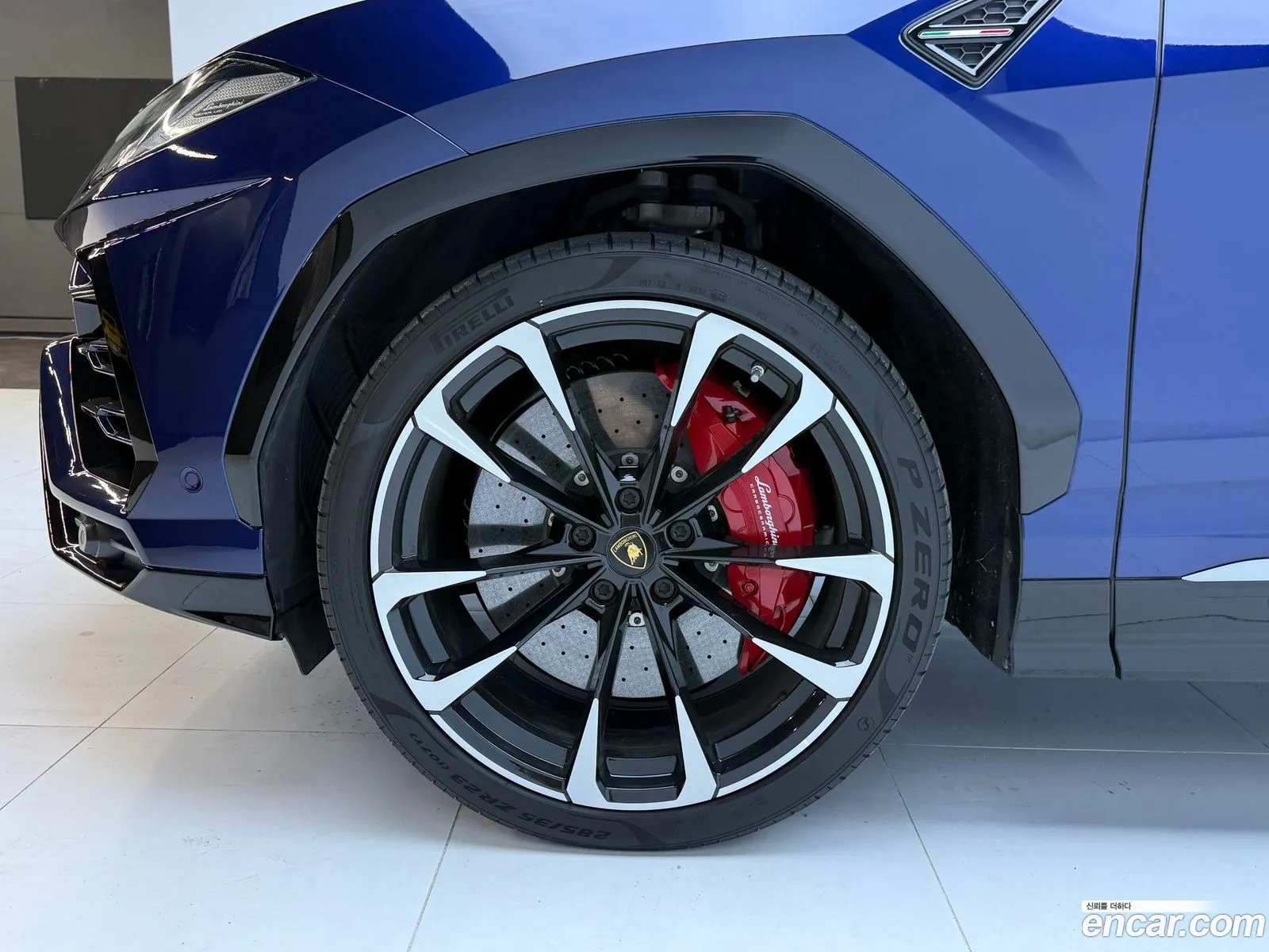 Lamborghini Urus 2020 — 3