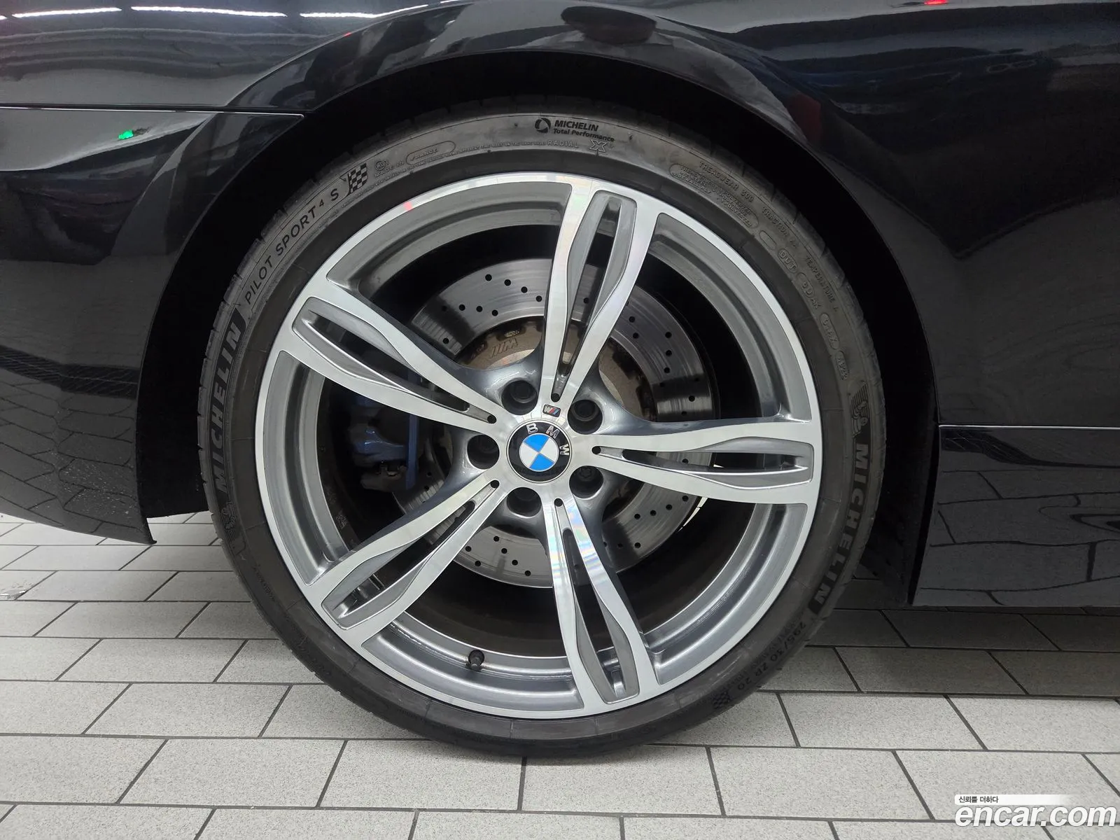 BMW M6 2013 — 7