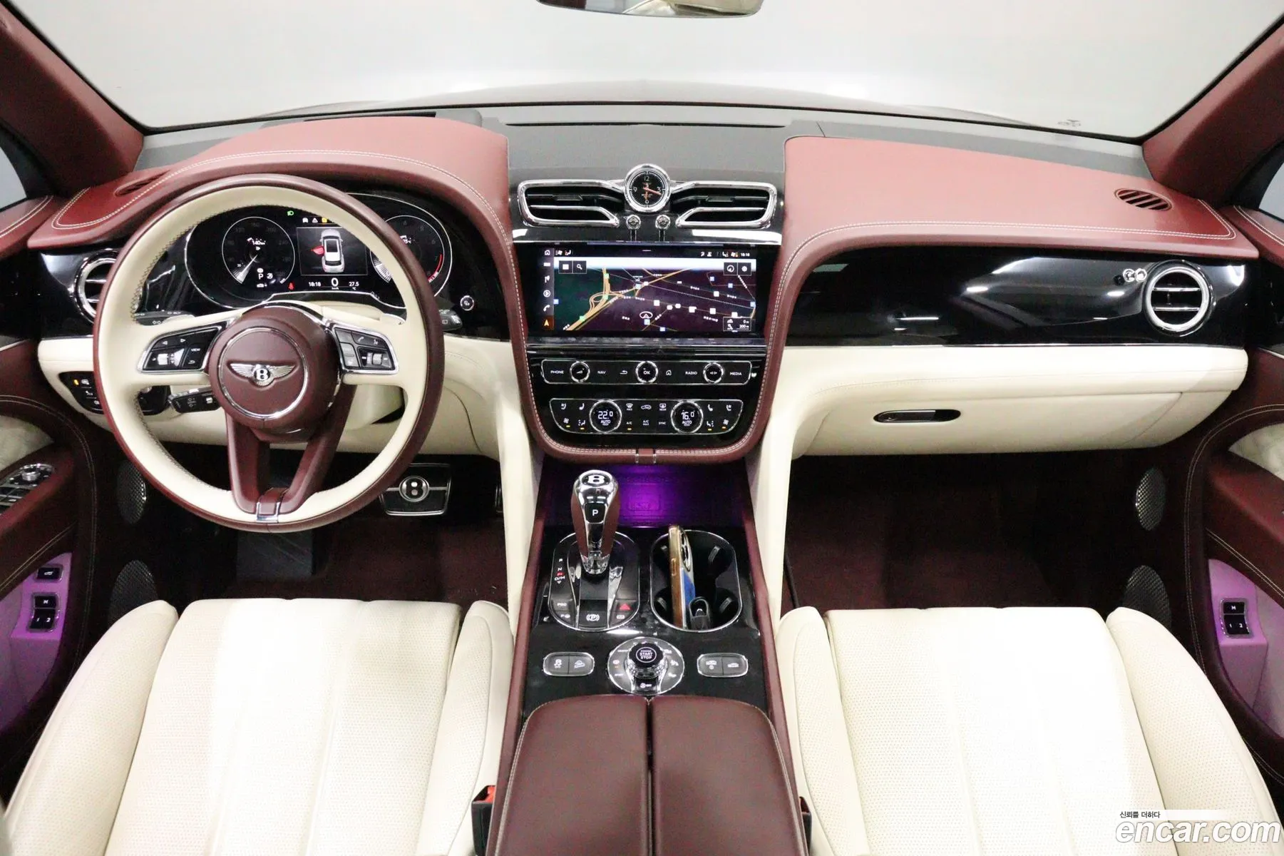 Bentley Bentayga 2021 — 7