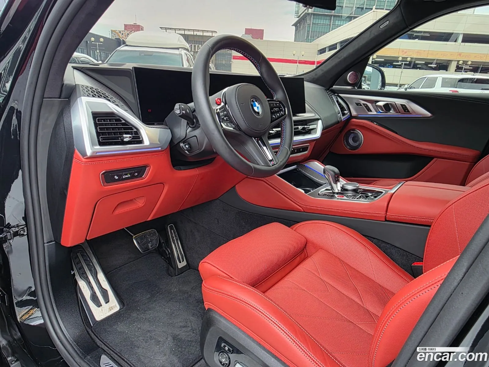 BMW XM 2025 — 6