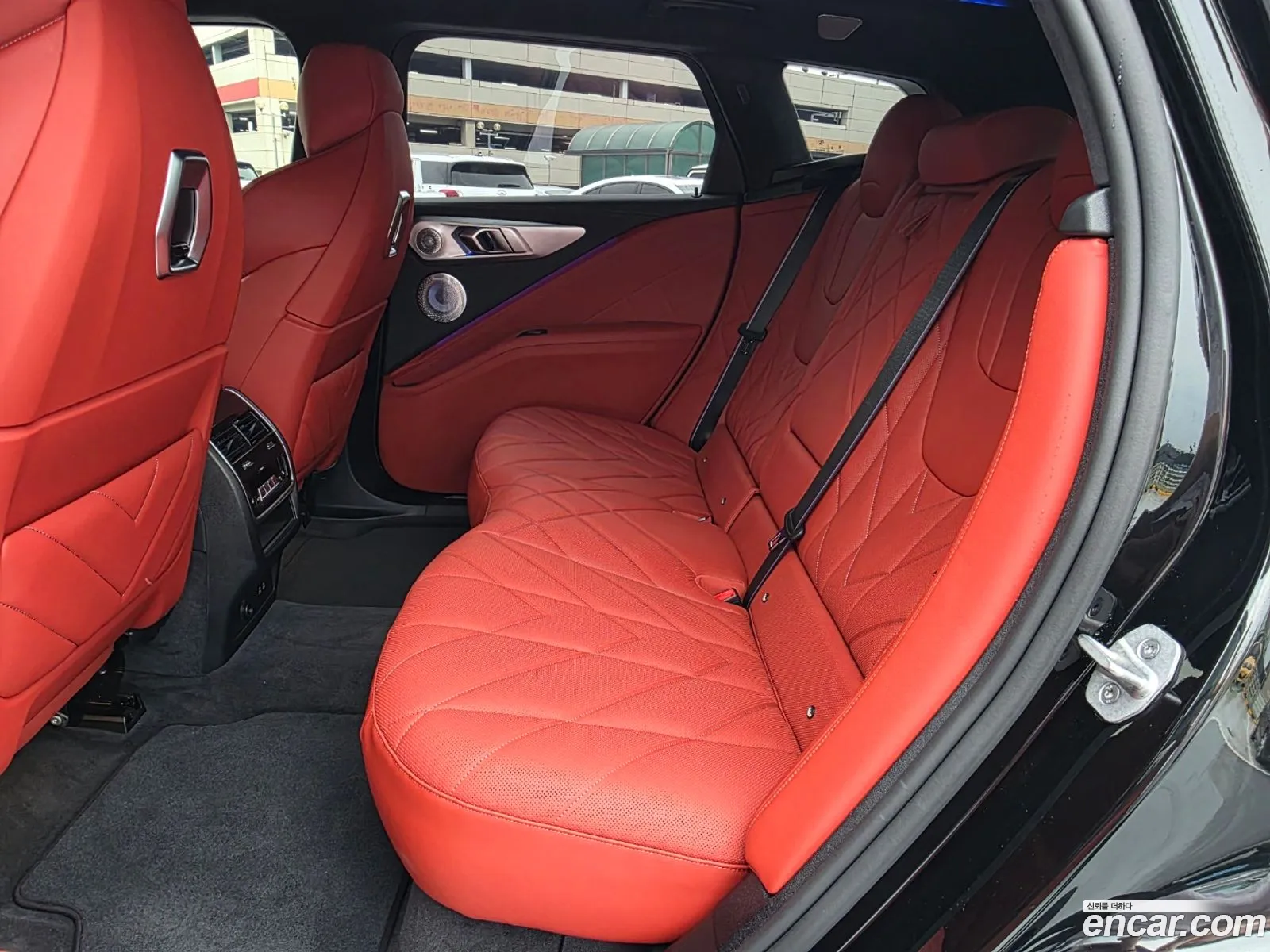 BMW XM 2025 — 2