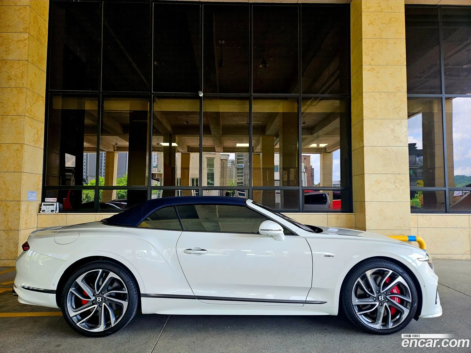 Bentley Continental GT 2025 — 6