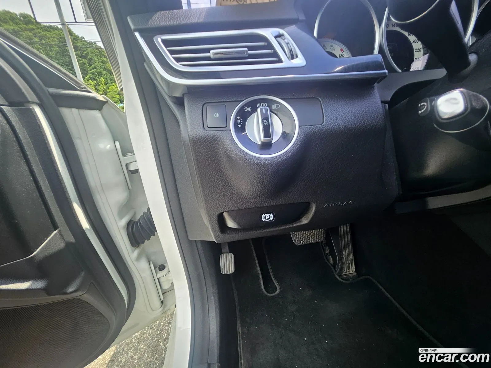 Mercedes-Benz E-Class W212 2015 — 7