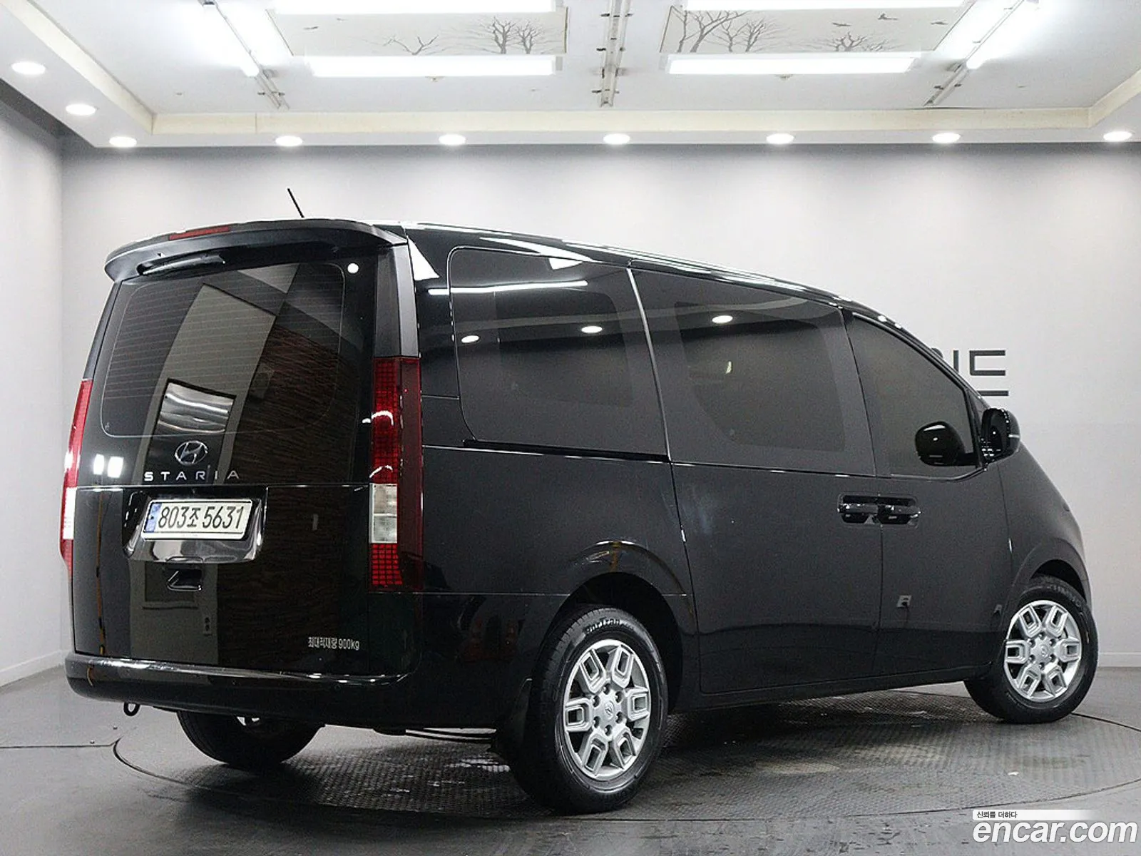 Hyundai Staria 2022 — 4