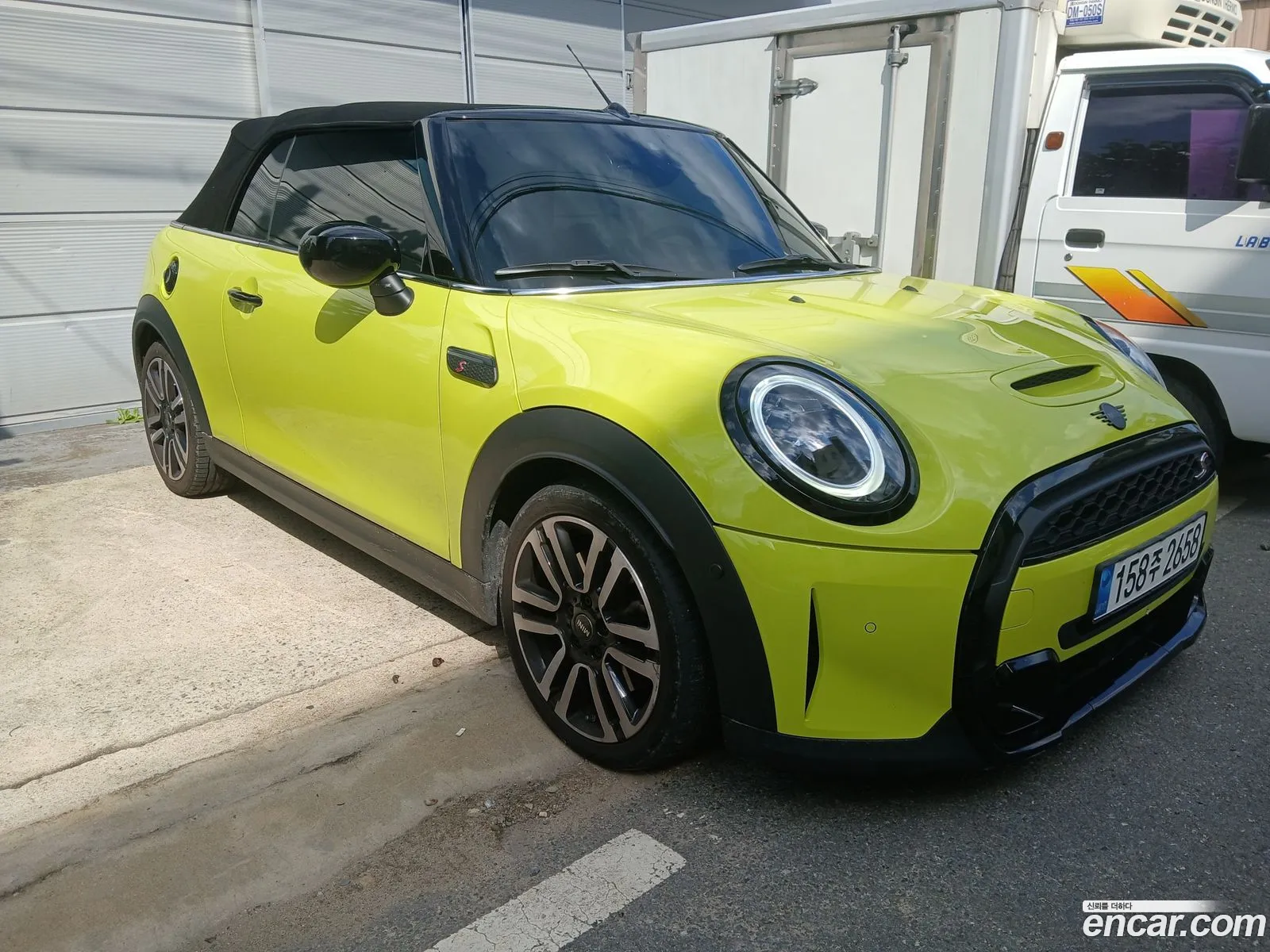 Mini Cooper S Convertible 2023 — 5