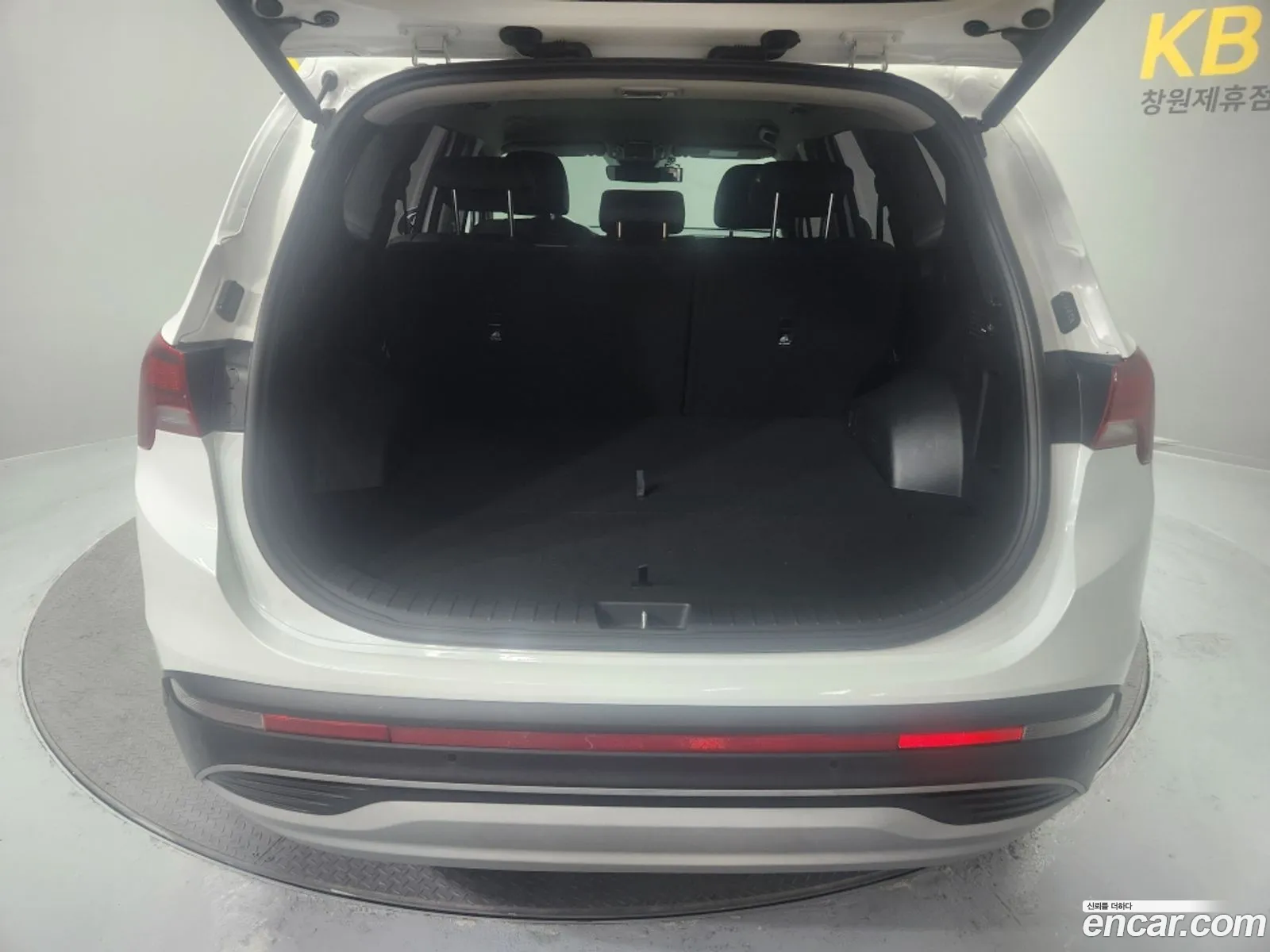 Hyundai Santa Fe 2022 — 11